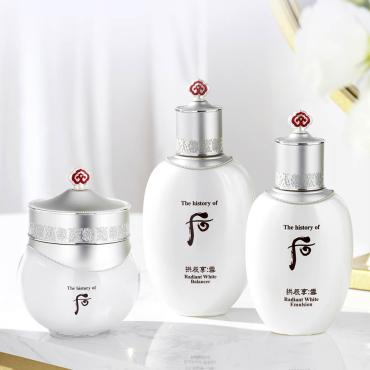 4月〈3+1品特惠組〉后 > 雪白 (水+乳+霜) 三件組